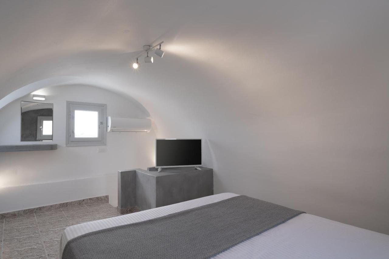 White Lily Suites & Lofts - Adults Only 16 Plus Perivolos  Eksteriør billede
