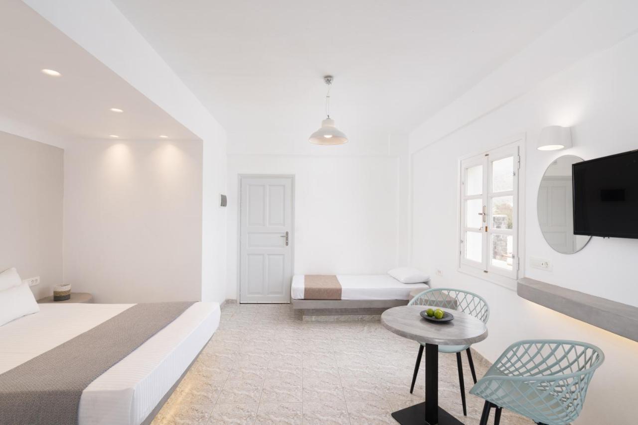 White Lily Suites & Lofts - Adults Only 16 Plus Perivolos  Eksteriør billede