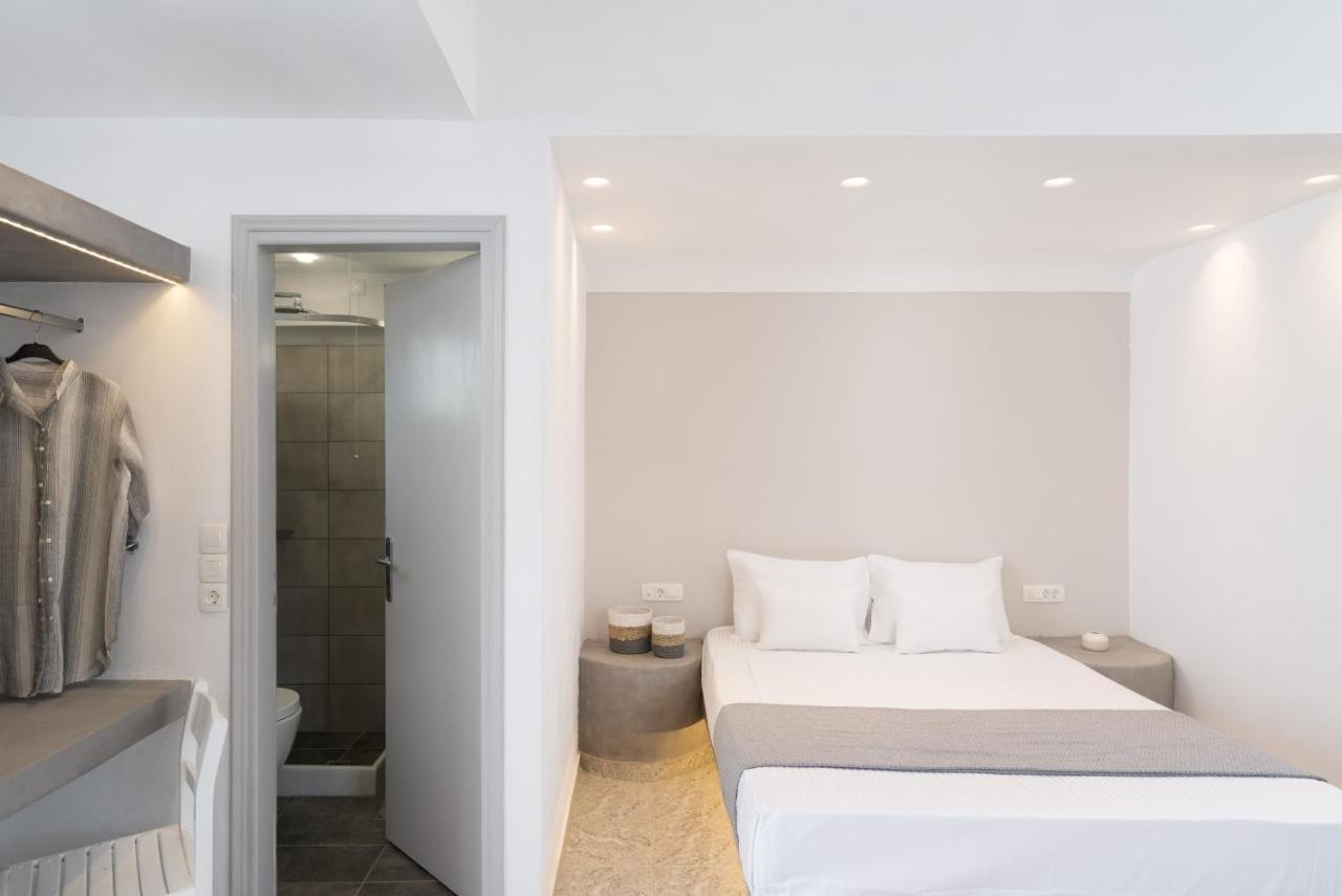 White Lily Suites & Lofts - Adults Only 16 Plus Perivolos  Eksteriør billede