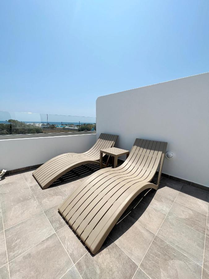 White Lily Suites & Lofts - Adults Only 16 Plus Perivolos  Eksteriør billede