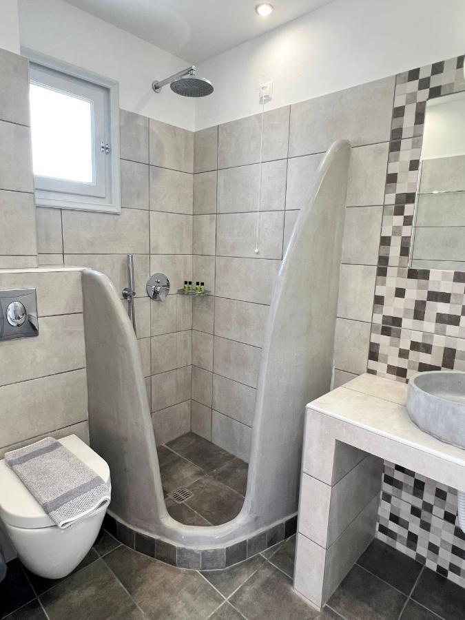 White Lily Suites & Lofts - Adults Only 16 Plus Perivolos  Eksteriør billede
